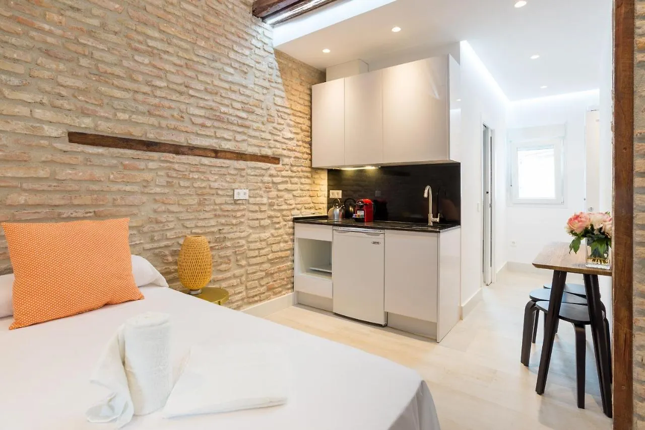 Apartamento TE1B-El Teatro Brick Wall Suite Prime Location Málaga
